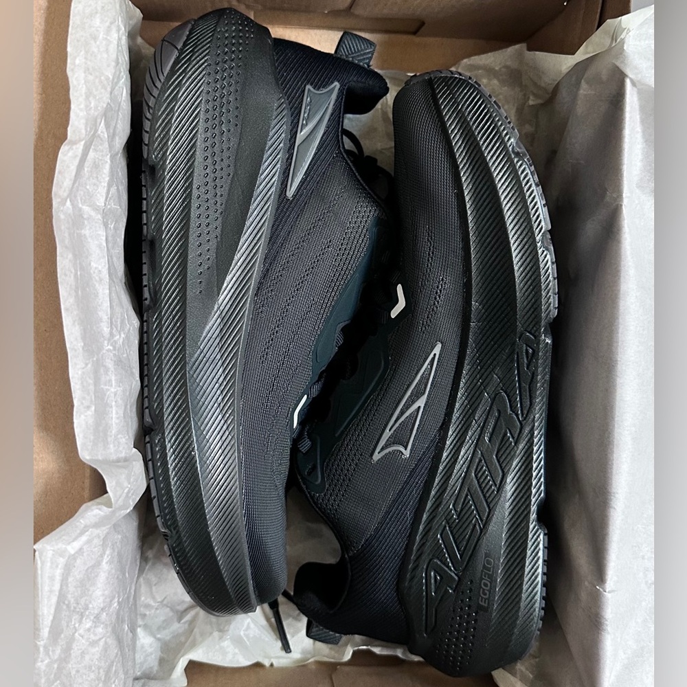 NWT. Women's Forward Via-Black/Black Size 7 - Picture 12 of 14